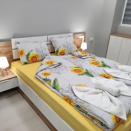 Apartamento Uptown Funk Ruse Exterior foto